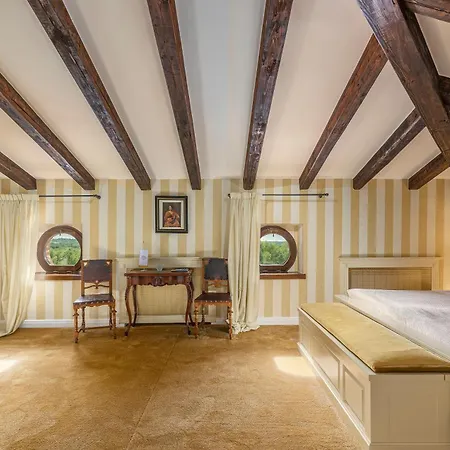 Carolus Vila Barat (Porec)